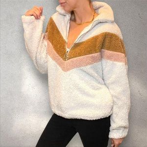 MEDIUM Neapolitan 3/4 zip fluffy zip up. Worn twice. Very soft.